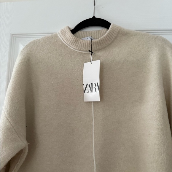 Zara Cream Sweater with Cozy Knit - Picture 2 of 4